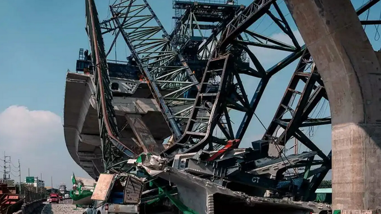 Tayland’da iki gün içinde ikinci vinç kazası!