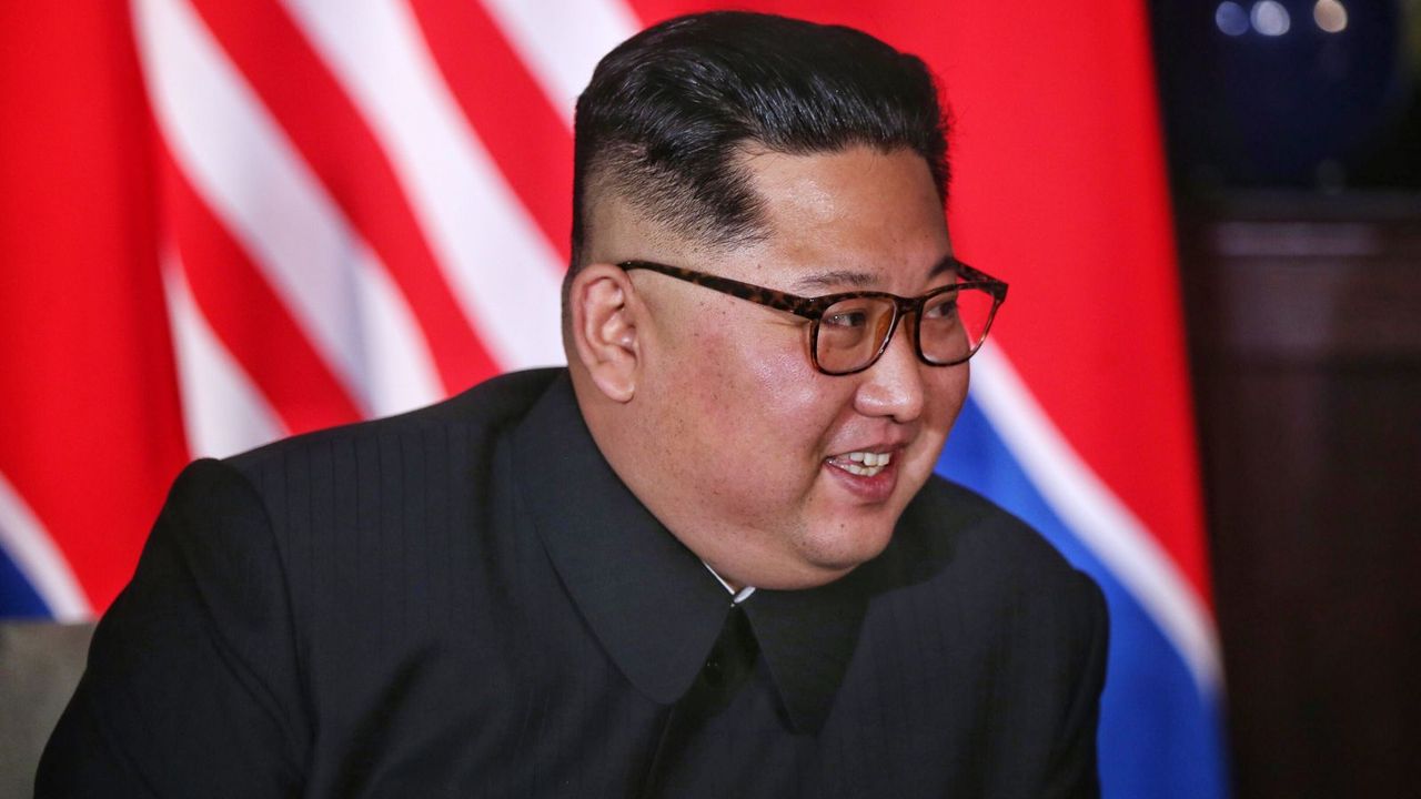 Kim Jong-un'a penguenli görüşme daveti