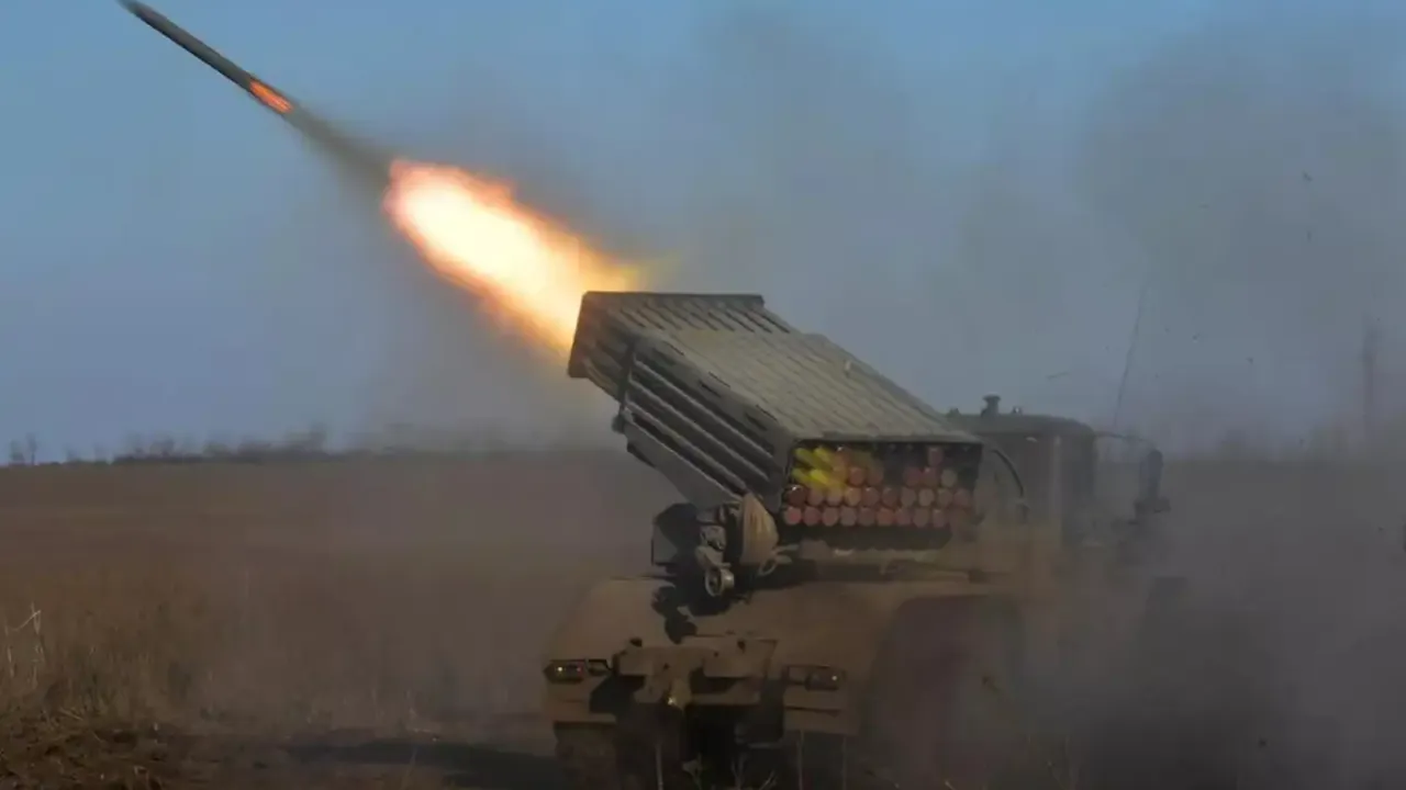 Rus güçleri Ukrayna genelindeki askeri hedeflere saldırdı!