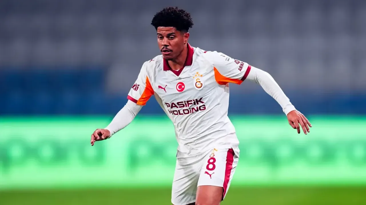 Galatasaray'ın yıldızı Sara'ya Premier Lig kancası