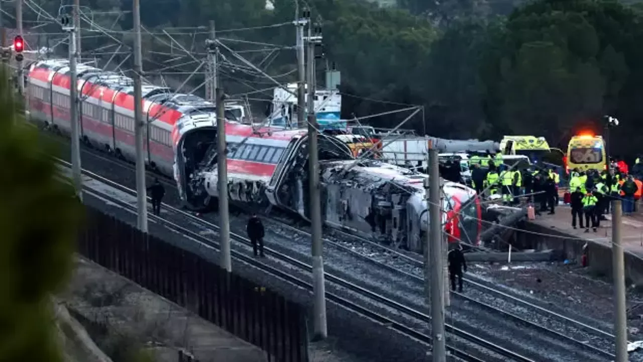 Çok sayıda ölü vardı! İspanya'da 3 günlük yas ilan edildi!