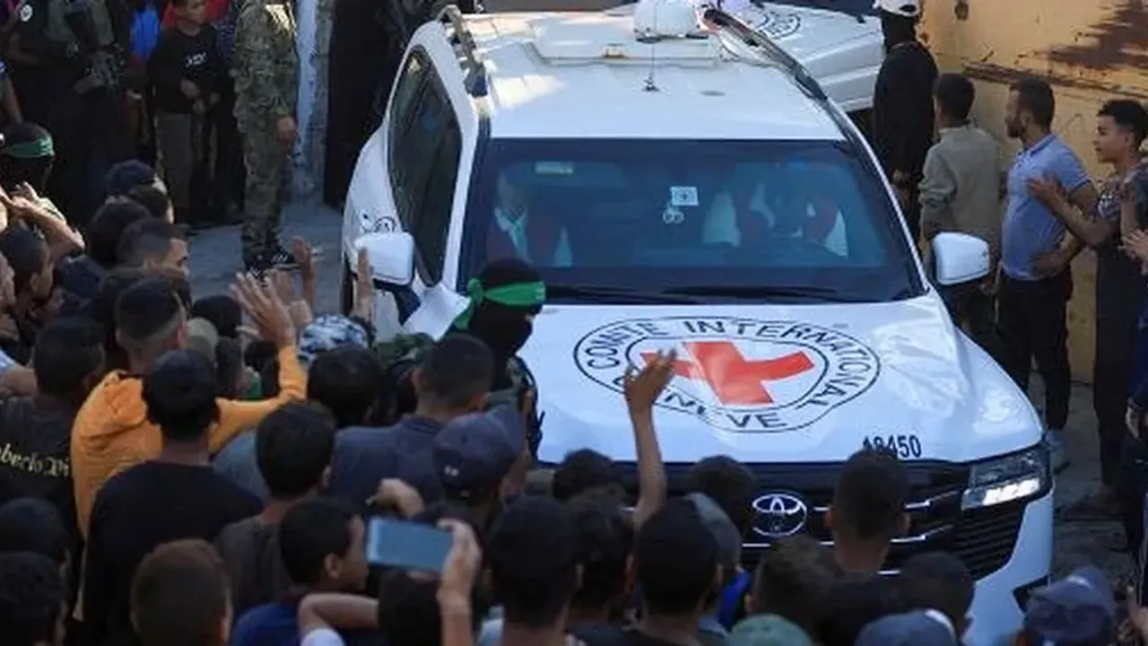 7 Filistinli esir serbest bırakıldı!