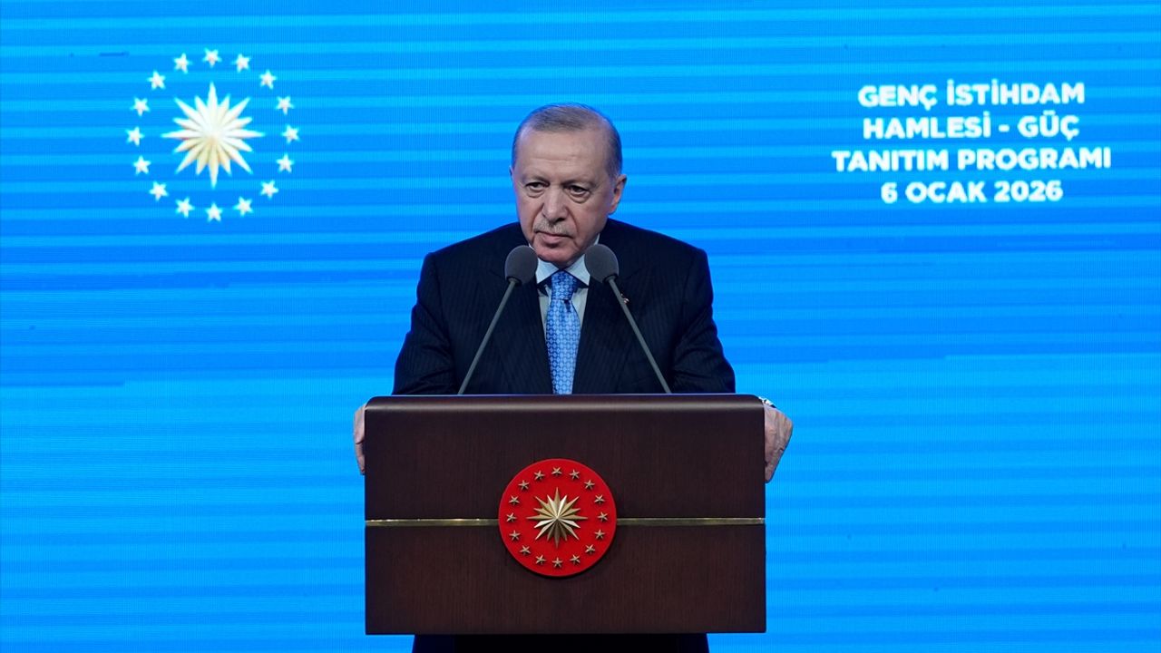 Cumhurbaşkanı Erdoğan Genç İstihdam Hamlesi Tanıtım Programı'nda konuşuyor