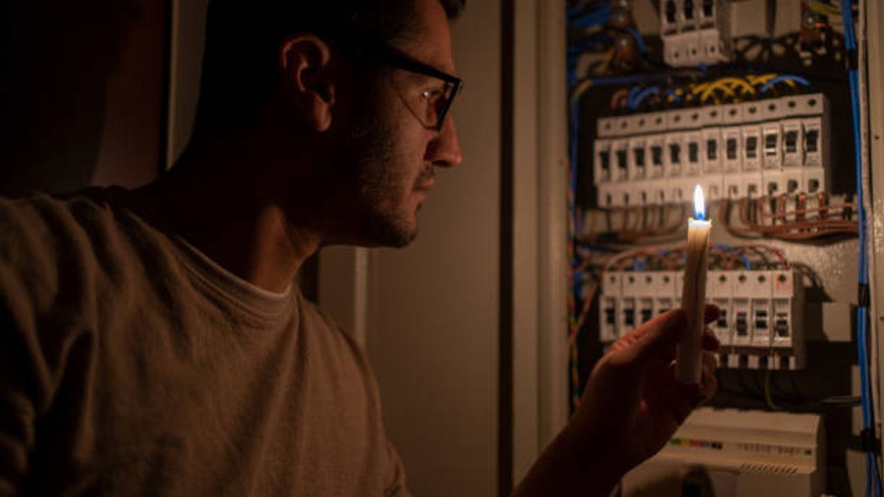 TREDAŞ Kırklareli'yi uyardı: 8 ilçede elektrik kesintisi olacak! İşte yer ve saatleri..