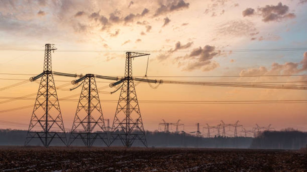 UEDAŞ saat verdi! 6 Ocak 2025 Yalova elektrik kesintisi ne kadar sürecek?