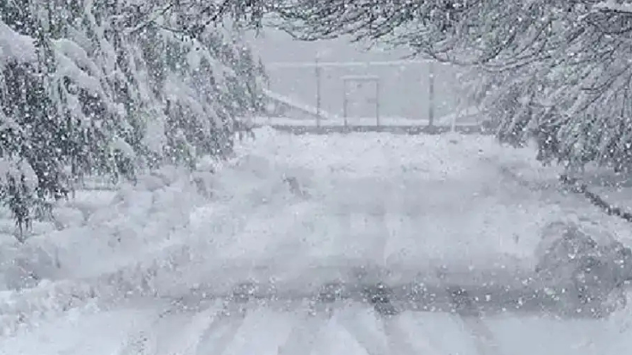 Trakya'da kar yağışı etkili oluyor