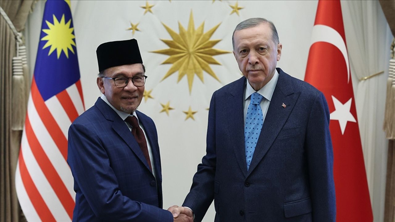 Malezya Başbakanı Türkiye'ye geliyor!