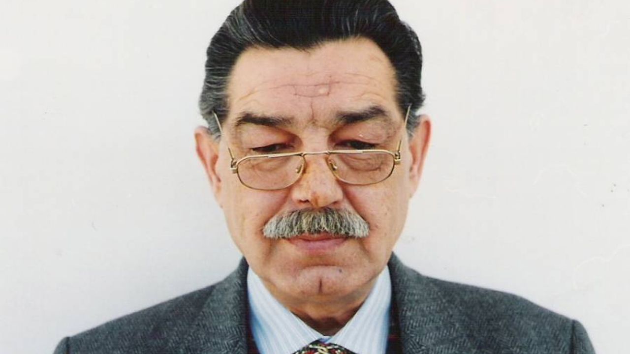 Dava ve fikir adamı Mehmet Akif İnan