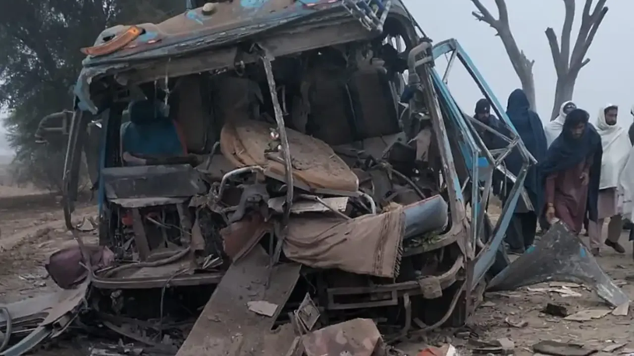 Otobüse saldırı düzenlediler: Ölü ve çok sayıda yaralı var