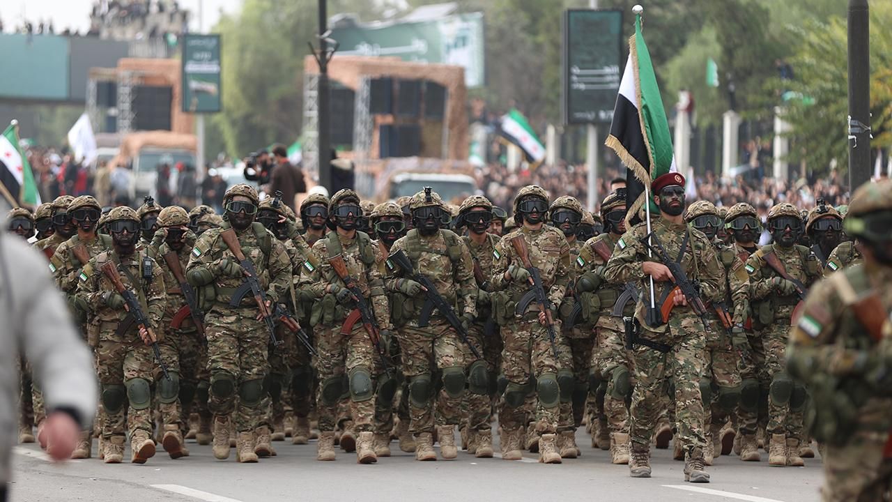 Halep'te gerginlik tırmanıyor: Suriye ordusu SDG'ye savaş ilan etti