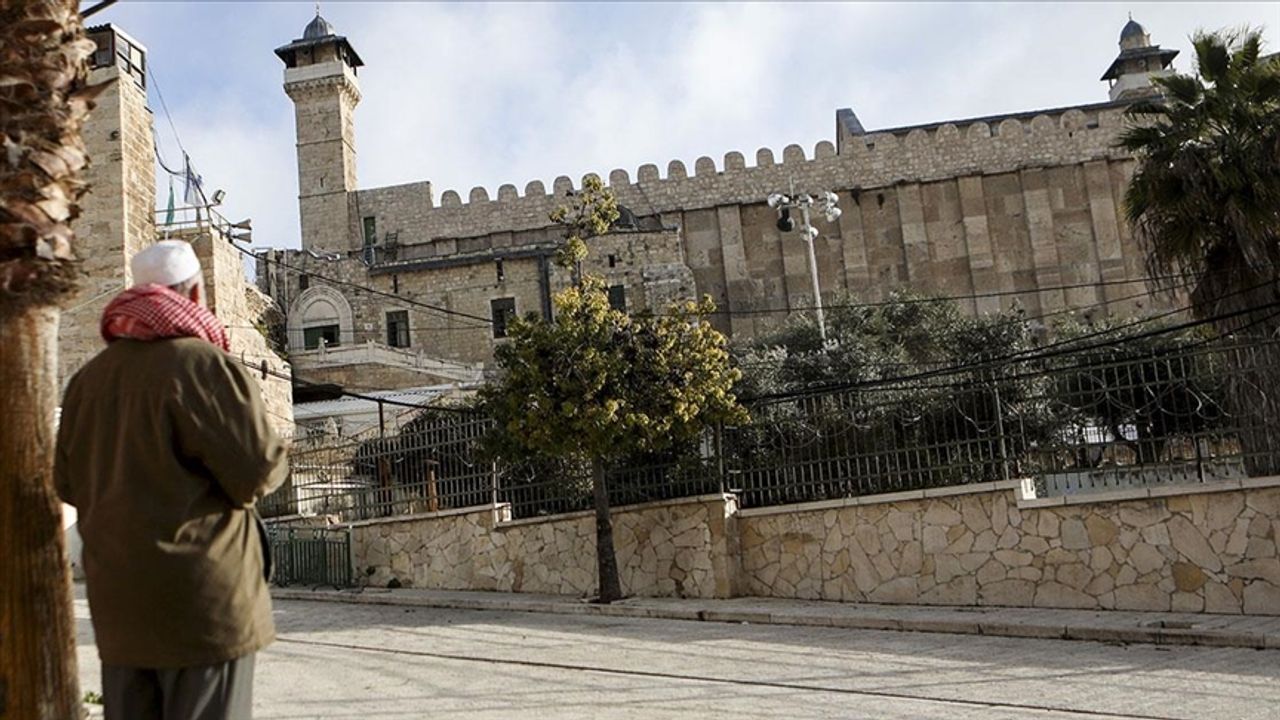 İşgalcilerin hedefi İbrahim Camii'ni tamamen ele geçirmek
