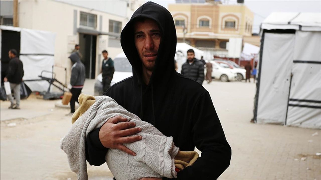 11 Çocuk soğuktan donarak şehit oldu!