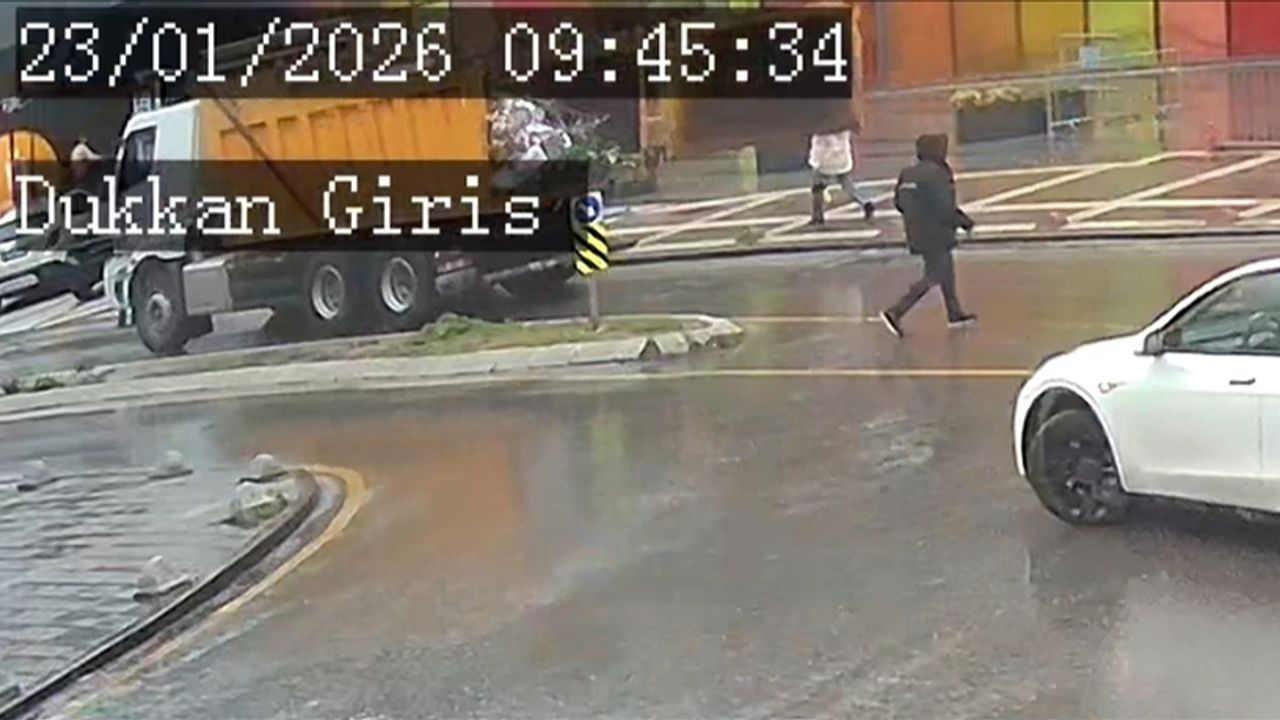 Kamyonun açılan damper kapağı dehşet saçtı!