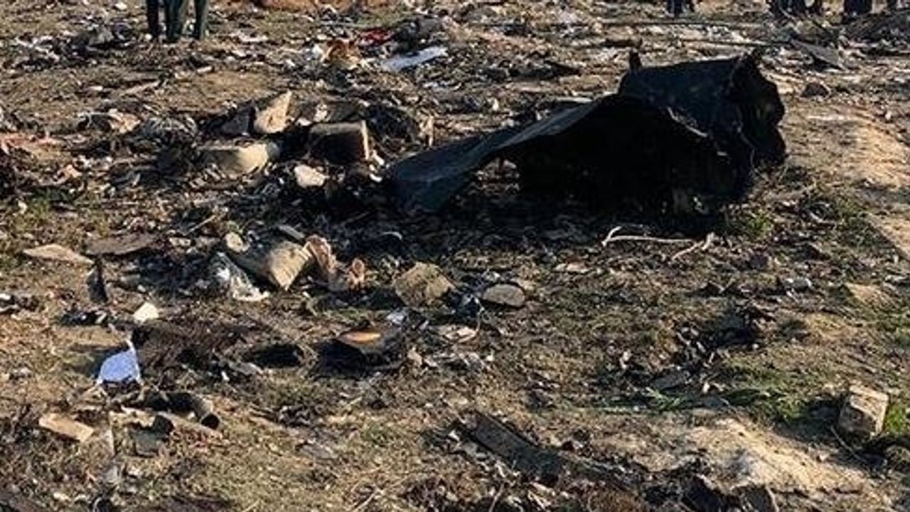 Rusya'nın Perm bölgesinde helikopter düştü!