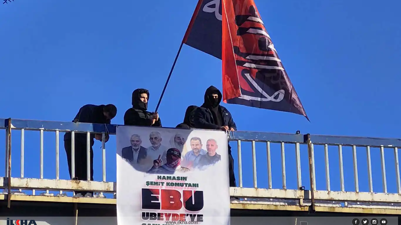 Şanlıurfa’da Ebu Ubeyde posterleri asıldı