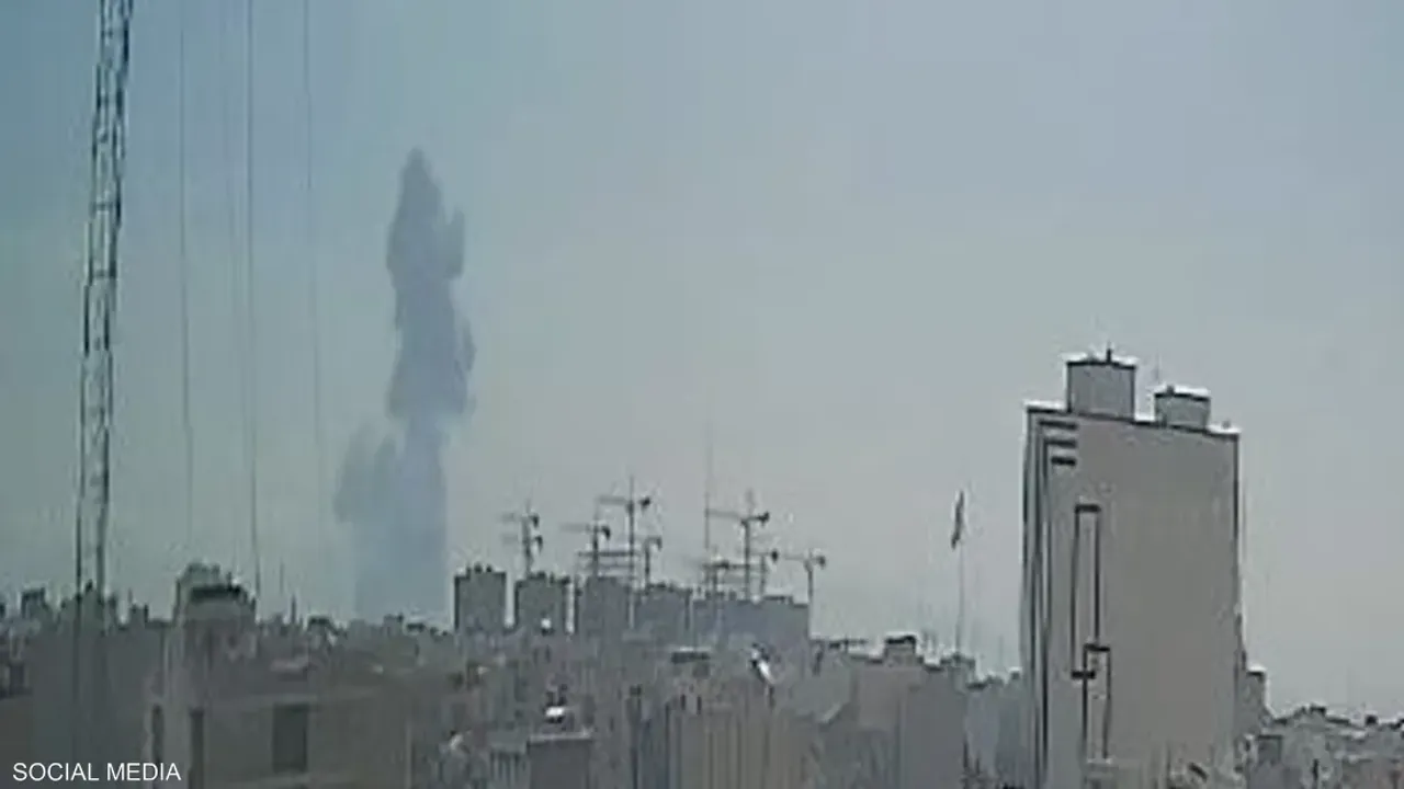 İran'a saldırı başladı