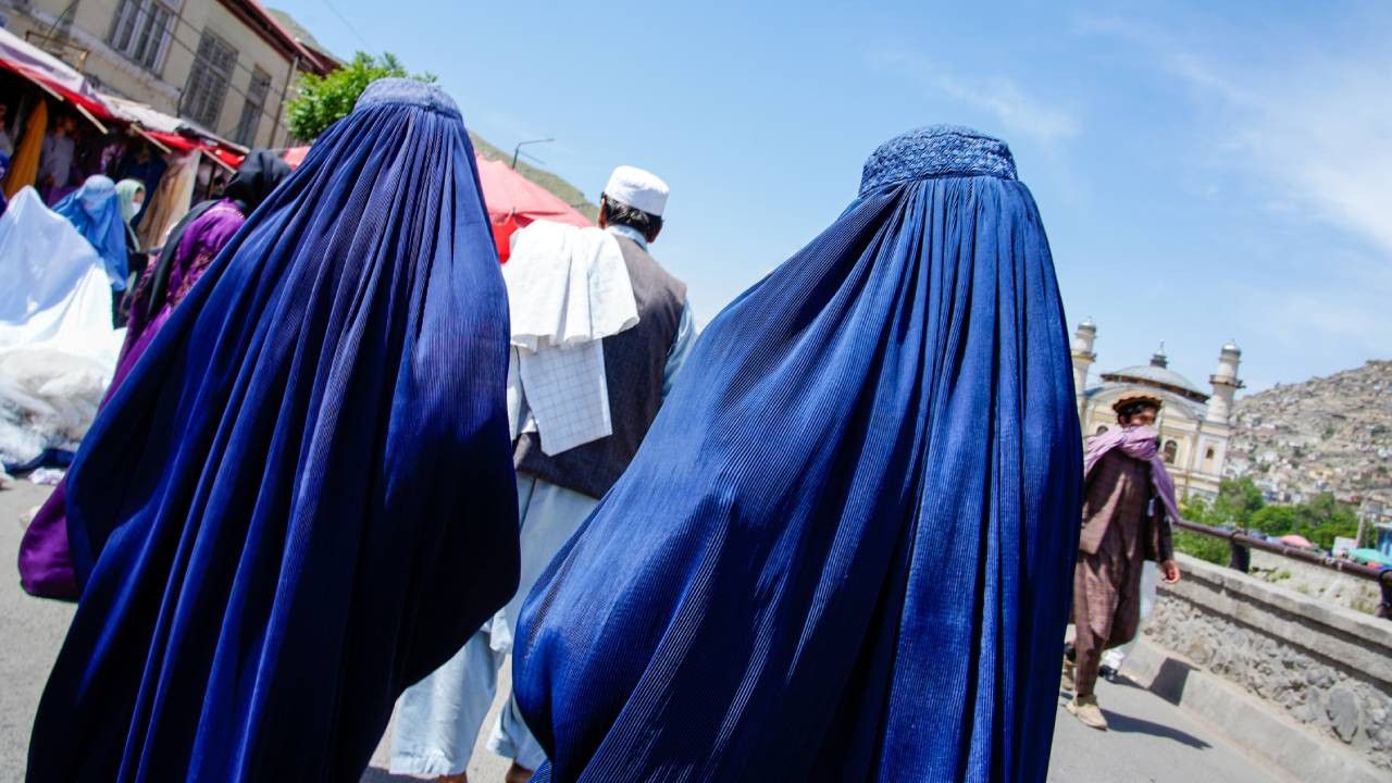 Epstein Evlatları Hedef Şaşırtıyor: “Afganistan'da kölelik geri geldi” yalanı!