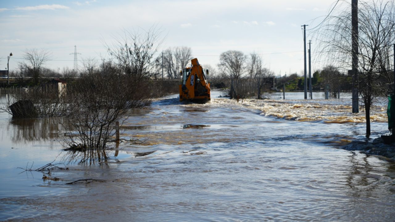 Hatay ve Edirne'yi sel vurdu