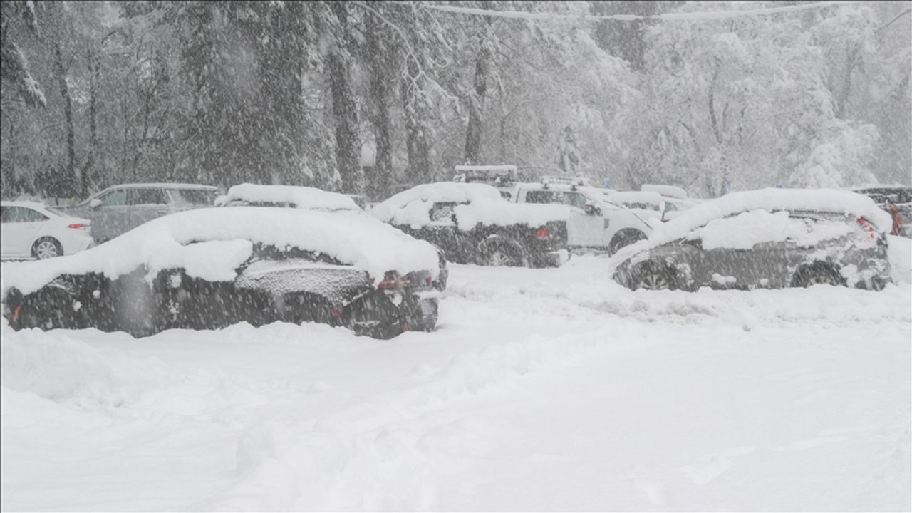 ABD'nin Kuzeydoğusu Alarmda: 40 Milyon Kişi Eve Kapandı