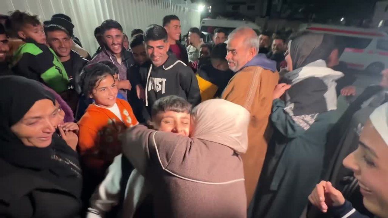 Tedavi için Mısır tarafına geçen 40 Filistinli hasta, Gazze'ye geri döndü