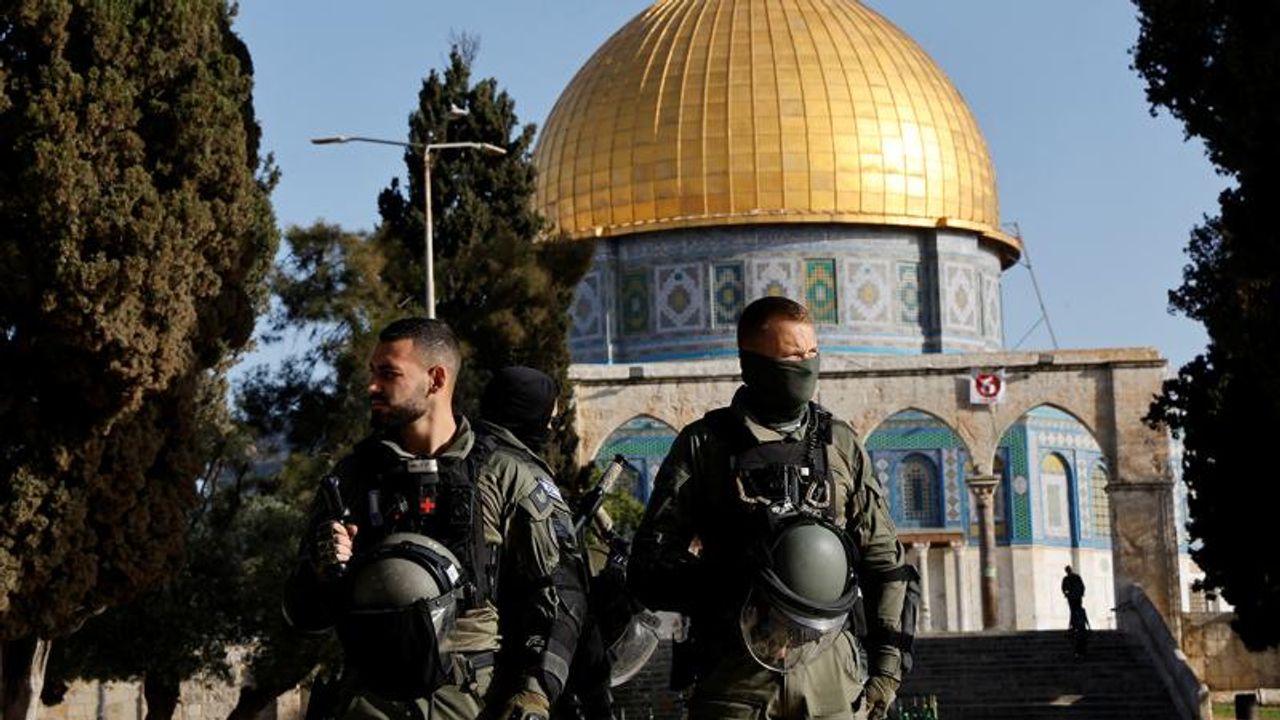 Ramazanda Mescid-i Aksa'ya baskınlar sürürüyor!