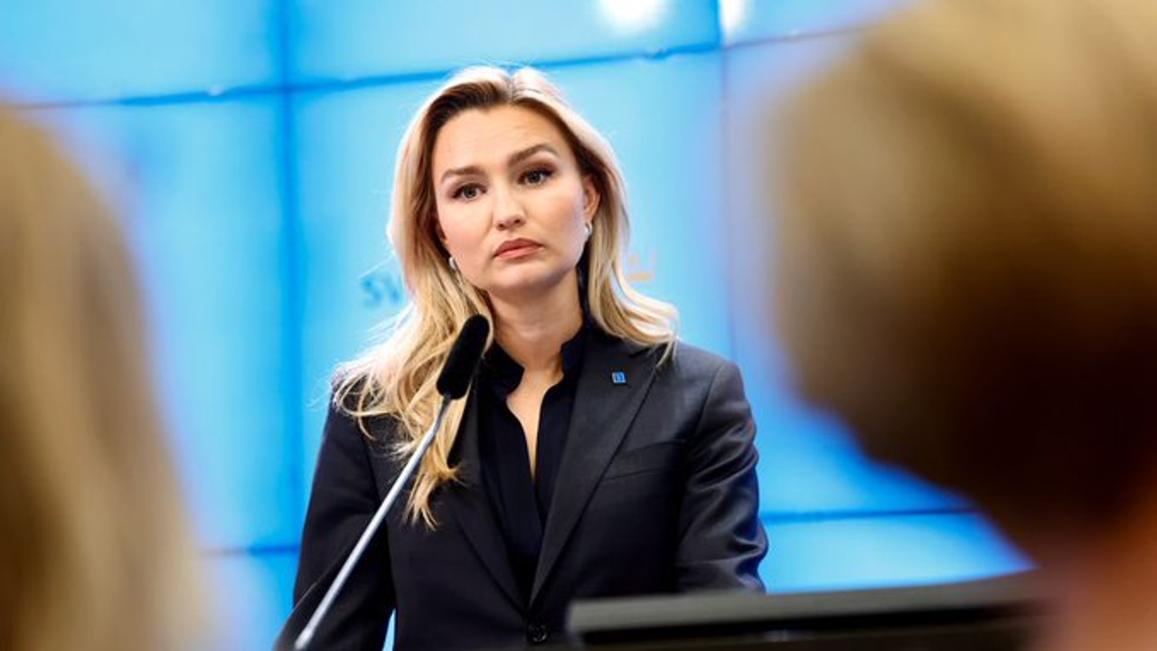 Başbakan Yardımcısından hadsiz açıklama: Bunu yapamayan Müslümanlar, ülkemizi terk etsin