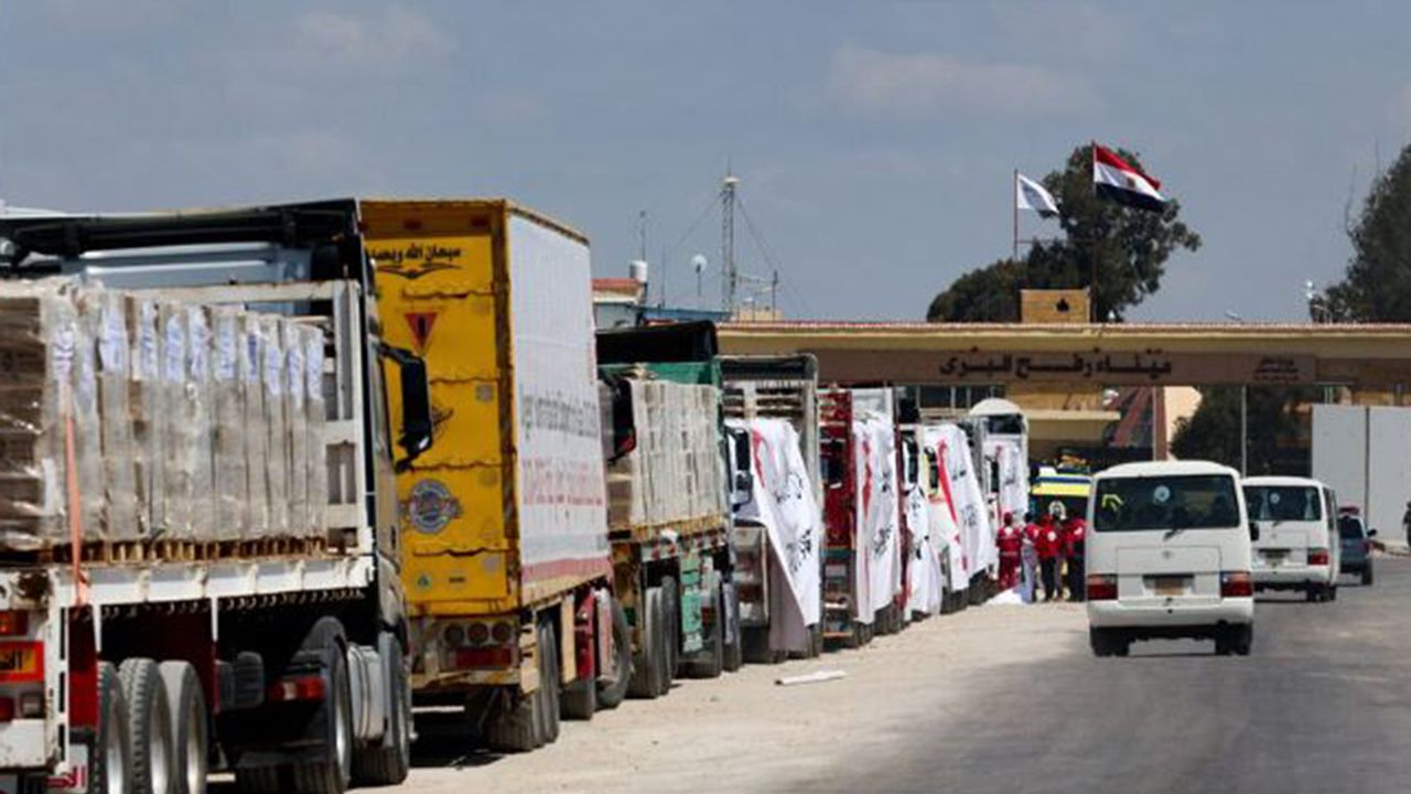Refah Sınır Kapısı'ndan insani yardım geçişlerine izin verilmiyor!