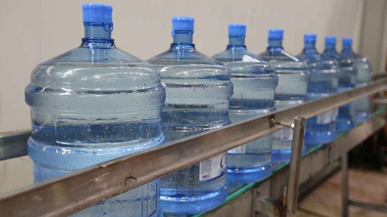 Suya zam yağmuru geldi, damacana şebekeyi geçti