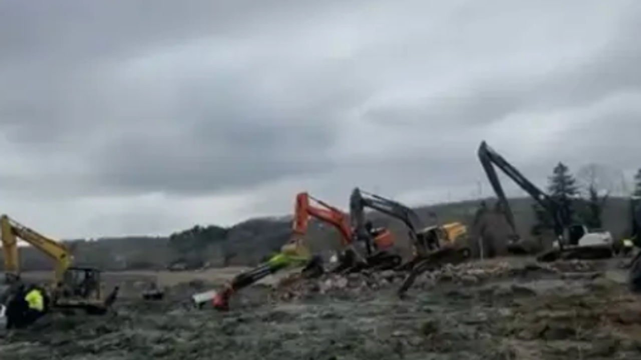 Fıkra Gibi Olay: Tek Tek Bataklığa Kurban Edildiler!
