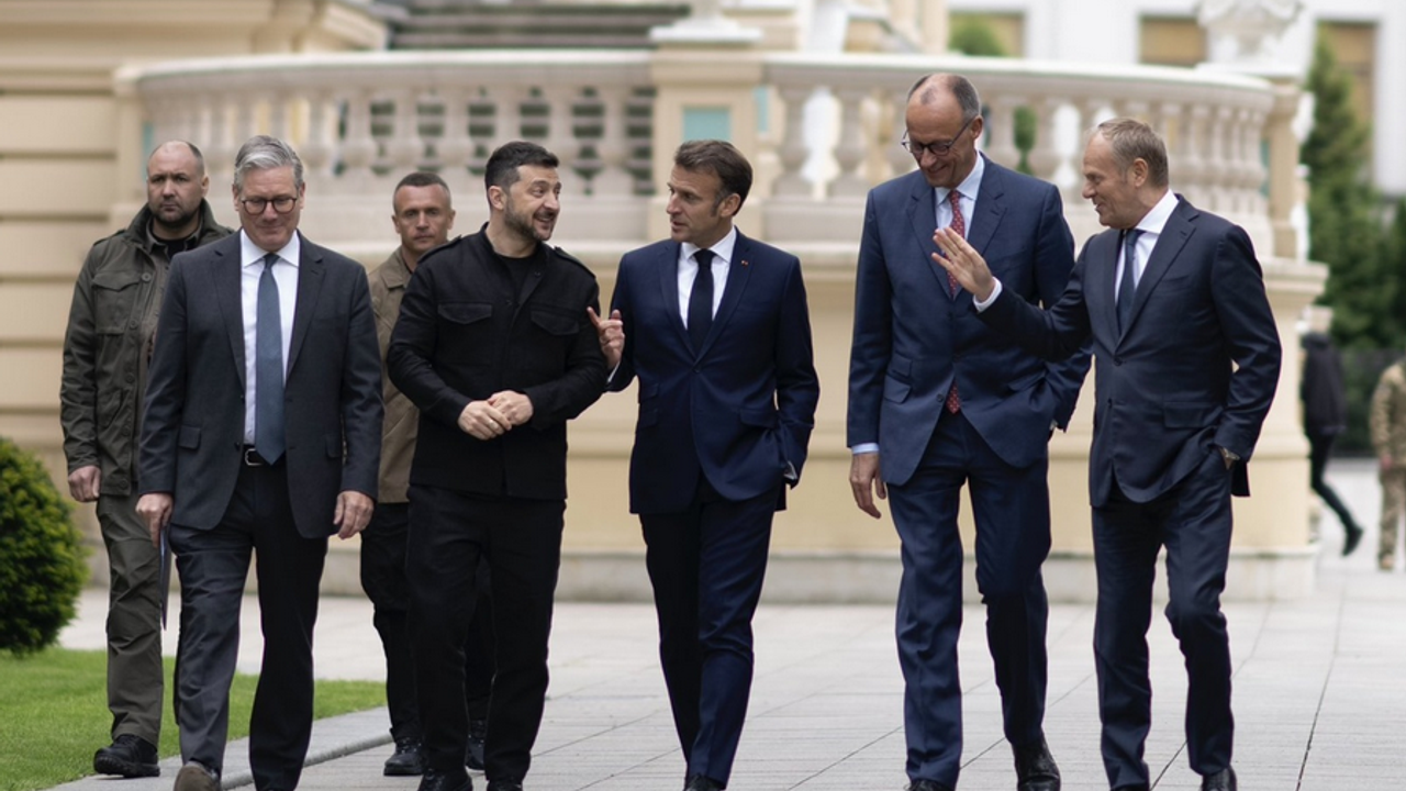 Macron'dan Avrupa ülkelerine Rusya önerisi: Yeniden başlayalım!