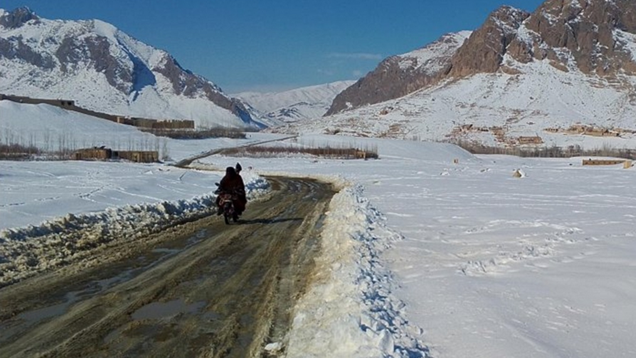 Afganistan'da  33 milyon dolarlık yol yatırımı