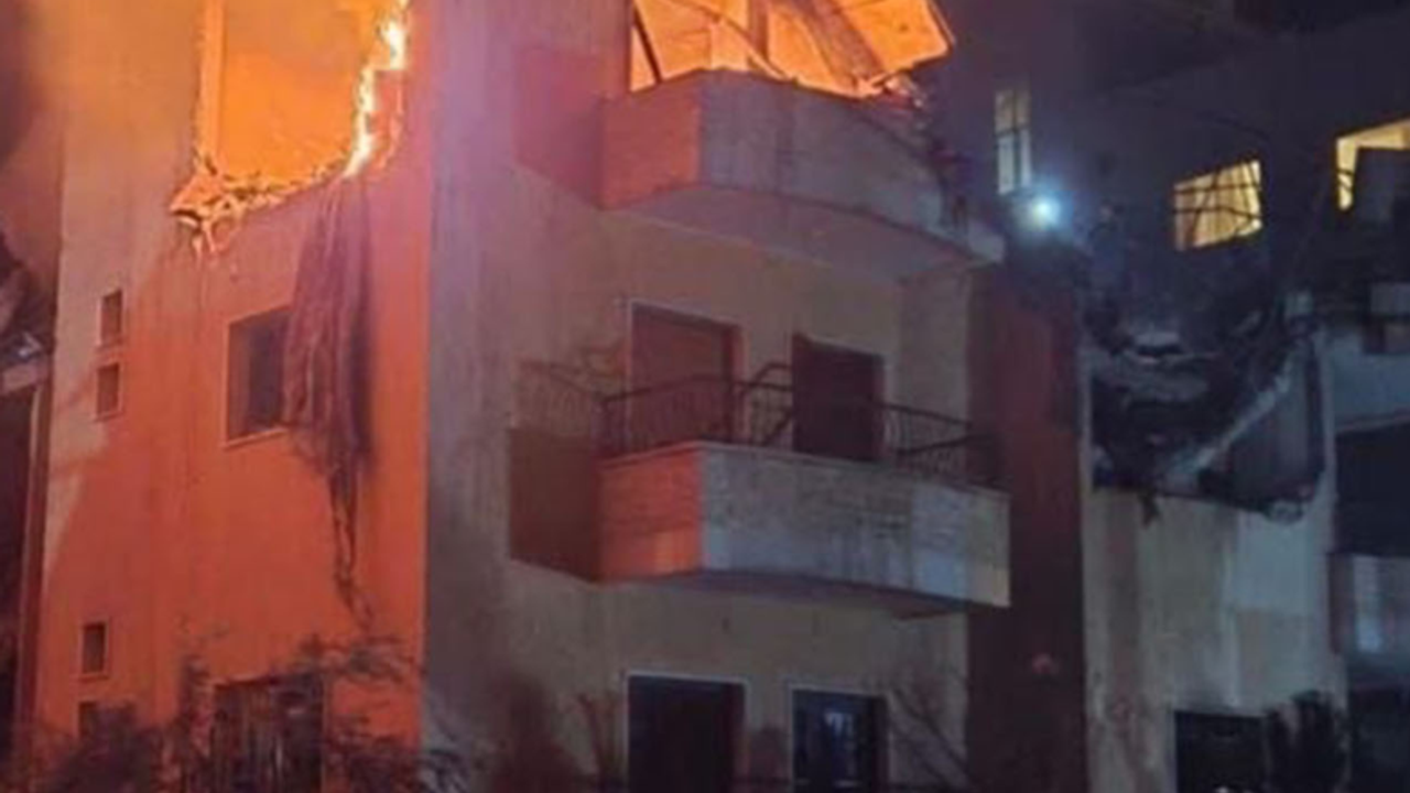 Siyonist rejim Ramazanda da saldırdı: 10 şehit, onlarca yaralı var!