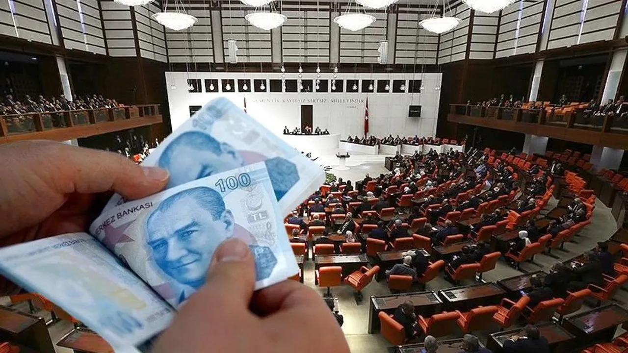 Bayram İkramiyesinde Zam Masada! Emekliyi Bekleyen 3 Kritik Senaryo