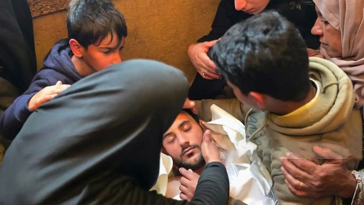 Gazze'de şehit sayısı 72 bini aştı!