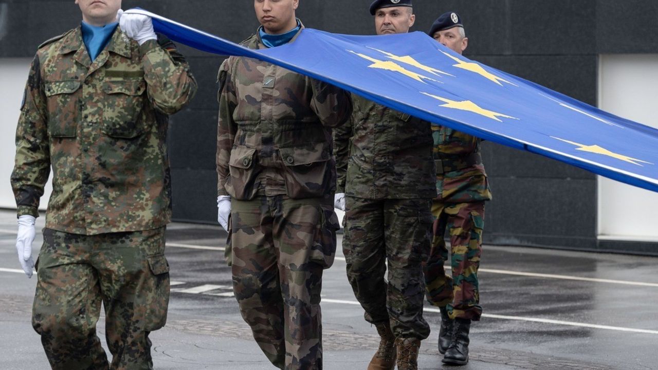 İran Avrupa ülkelerinin ordularını terör örgütü ilan etti