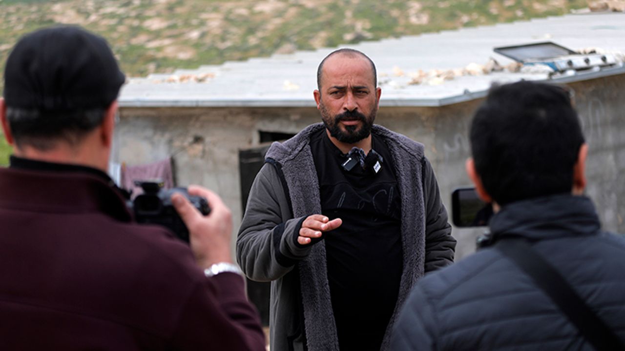 Oscar Ödüllü Yönetmen Hamdan Ballal’ın ailesine işgal rejimi ve yerleşimci saldırısı!