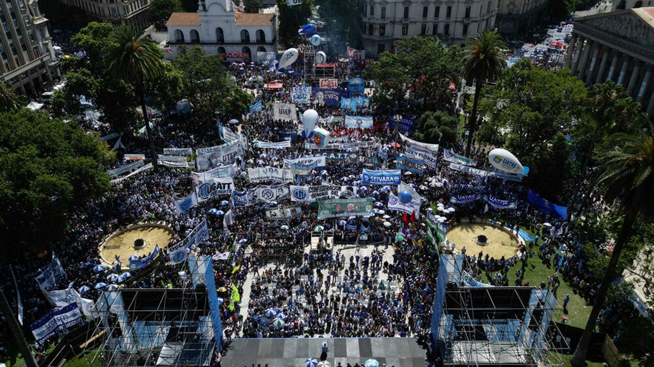 Kongre Meydanı’nda Sert Müdahale