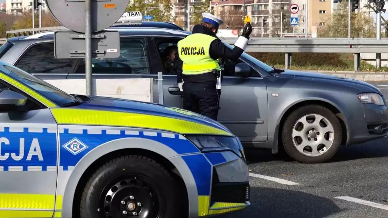Uyuşturucu denetimi yapan polis uyuşturucu bağımlısı çıktı!