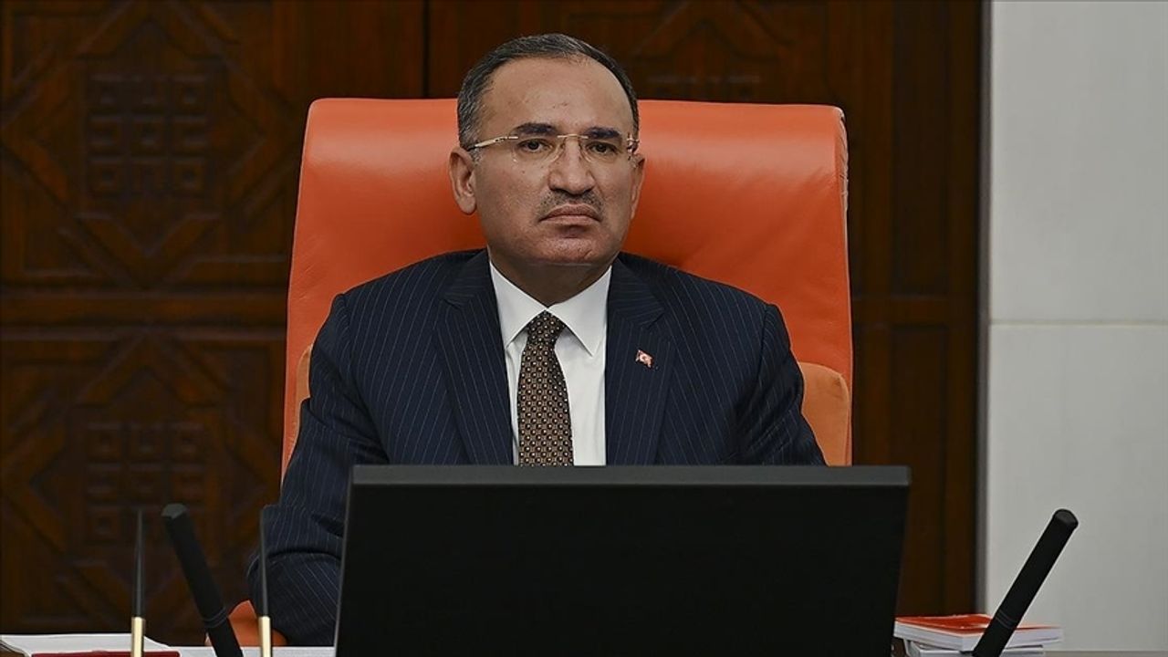Bozdağ'dan Anayasa açıklaması