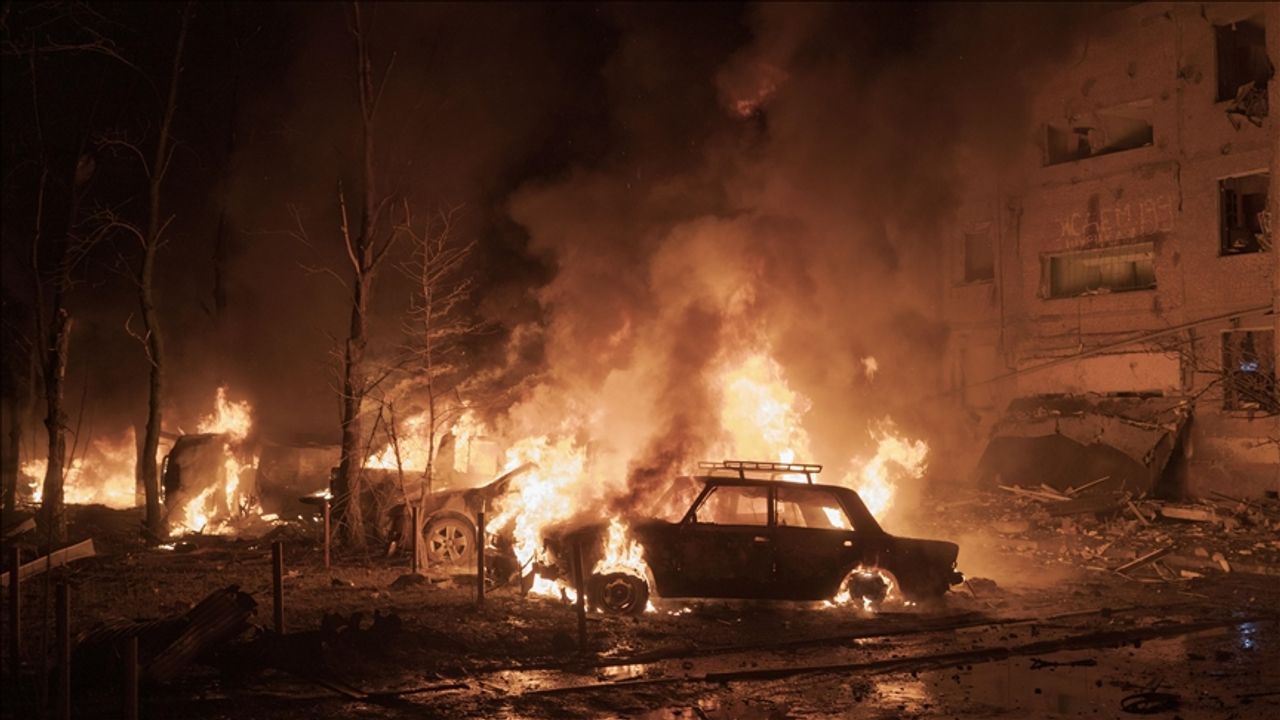 Rusya 116 füze, 1200 güdümlü bomba ve 2 binden fazla İHA ile saldırdı!