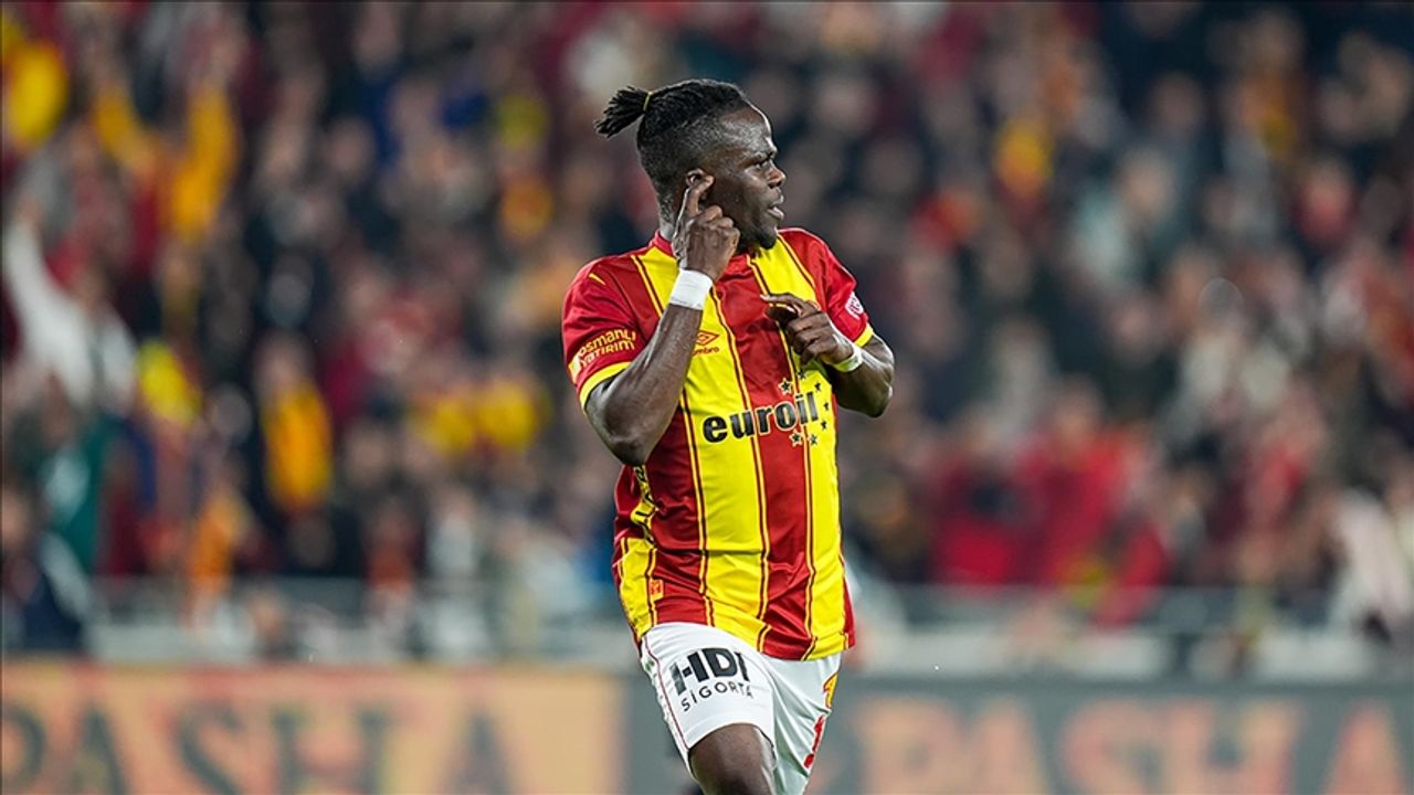 Beşiktaş transferi açıkladı: Junior Olaitan geliyor