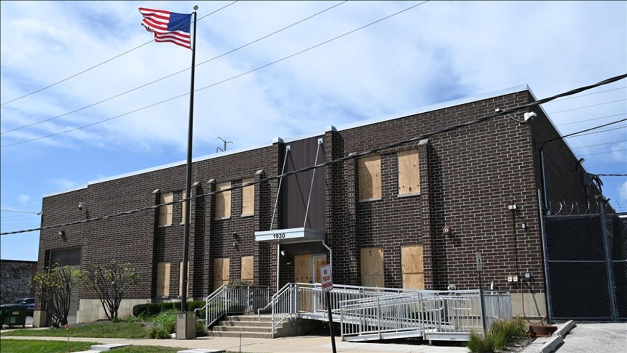 ABD'de göçmenlik merkezinde solunum sıkıntısı çeken bebek için ilaçlara erişim engeli!