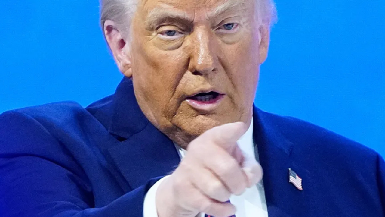 Trump ırkçı paylaşımını savundu: Özür dilemeyi reddetti