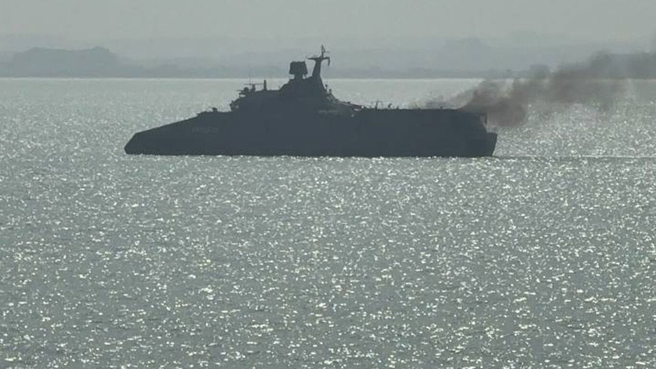 İran savaş gemisi Hint Okyanusu'na battı!