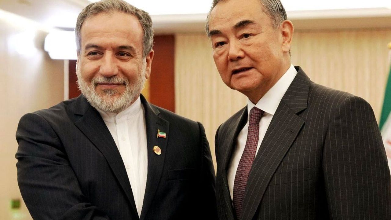 İran ile Çin dışişleri bakanları görüştü!