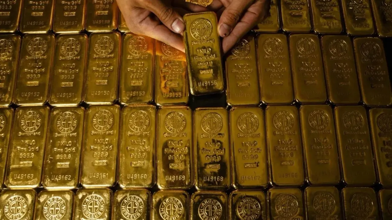 Altın fiyatları resmen çakılıyor