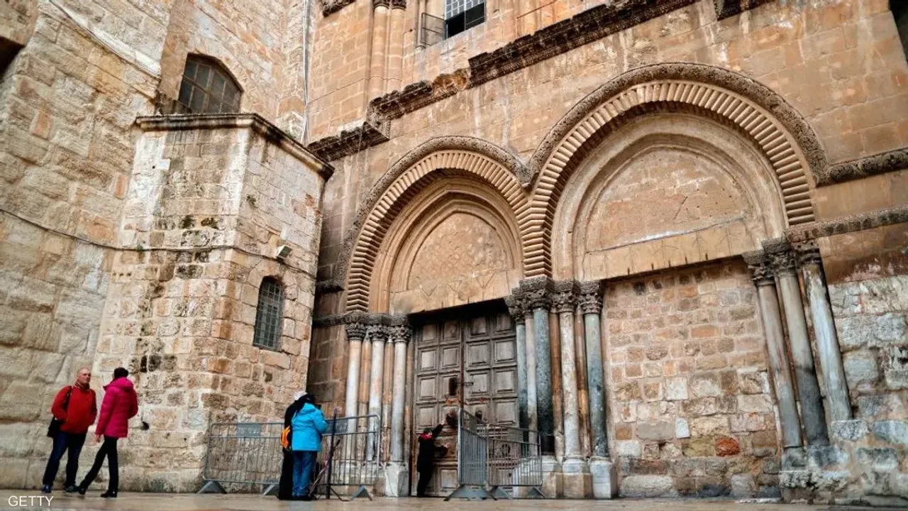 Mescid-i Aksa bir aydır kapalı ama Hristiyan liderler twit attı, Netanyahu kiliseyi açtı..