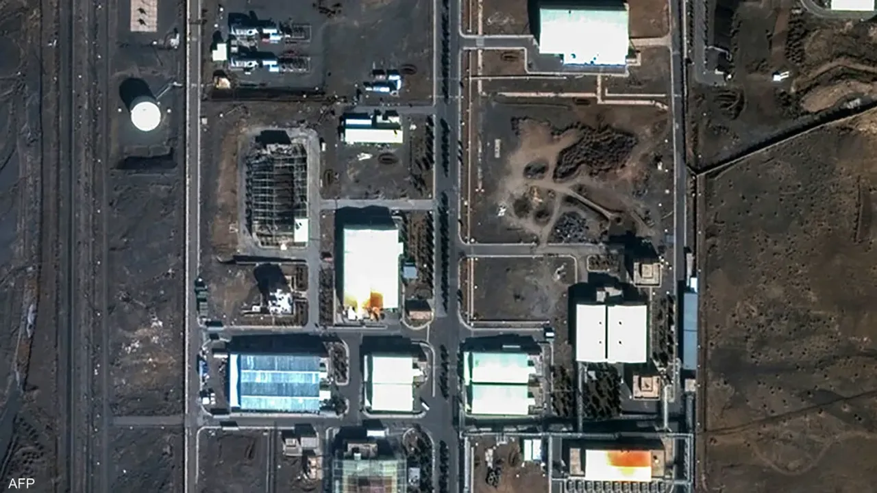 İran'da nükleer tesis vuruldu: Sızıntı var mı?