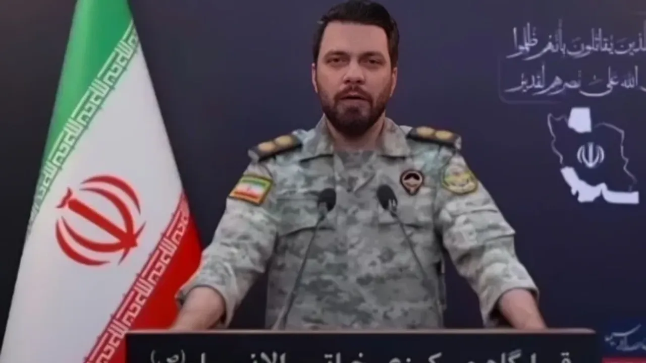 İran: Düşman İHA'mı kopyaladı, komşulara saldırı için kullanıyor