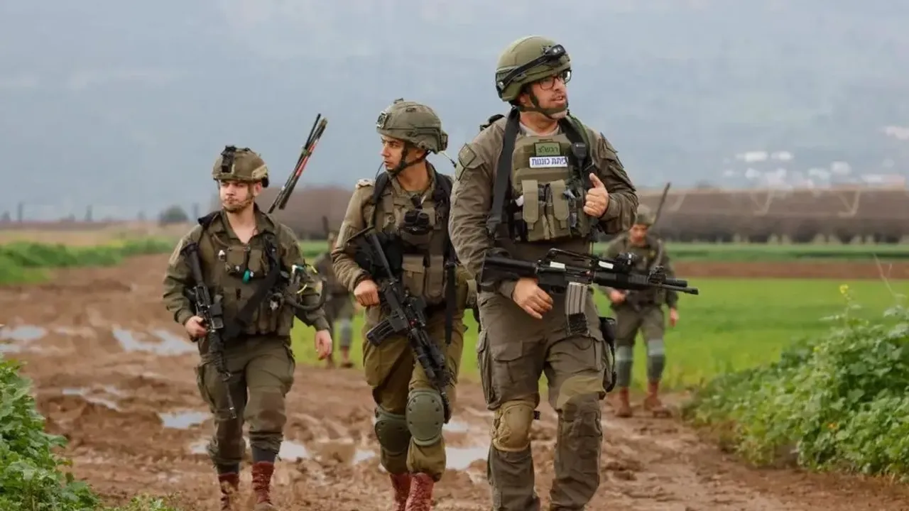 Siyonistler kara saldırısına hazırlanıyor